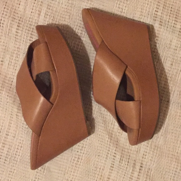 Isaac Mizrahi Shoes - Isaac Mizrahi Leather Wedges